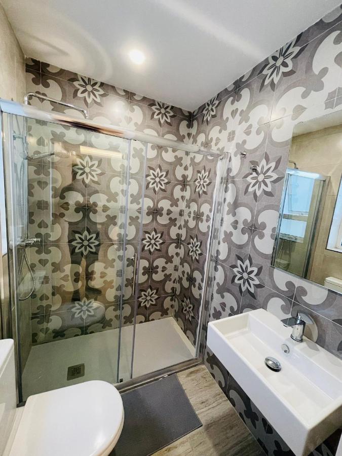 Ana Seafront Haven Apartment 그지라 외부 사진